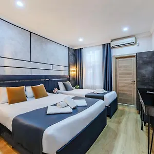 Otel La Pazza, İstanbul